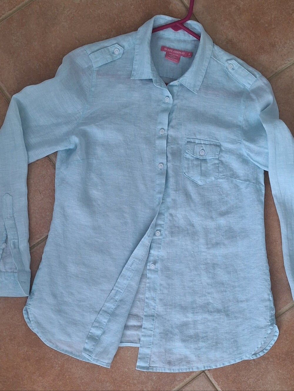 Island Company 100% Linen botton Down woman shirt Size S Turquoise Color